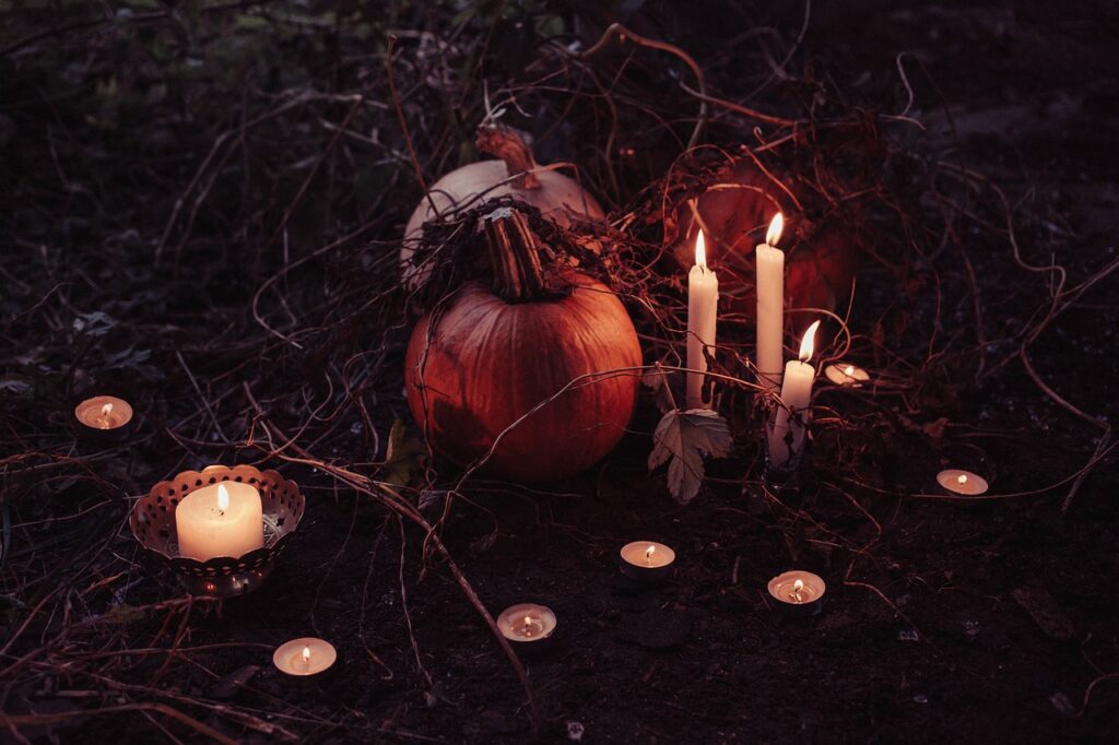 pumpkin, trick or treat, halloween-2594747.jpg